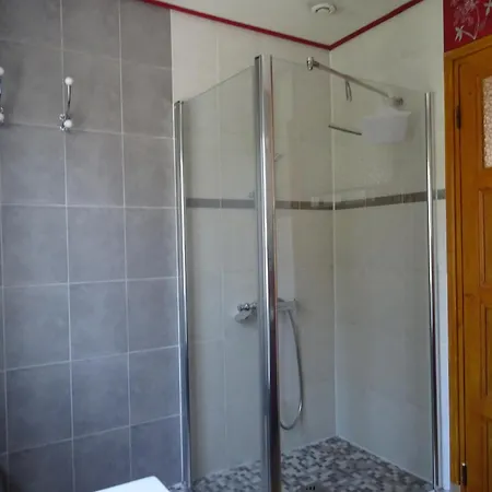 Les Aubepines Holiday home Wimille